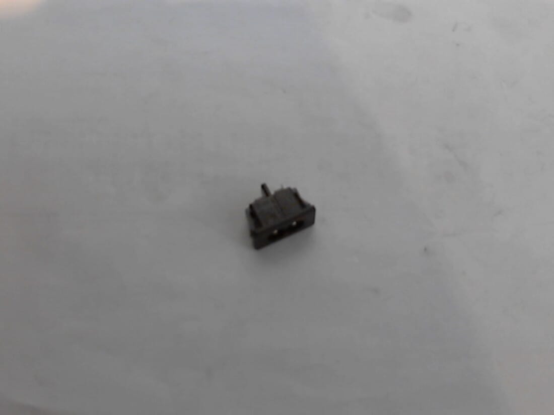 电源插座-700200039